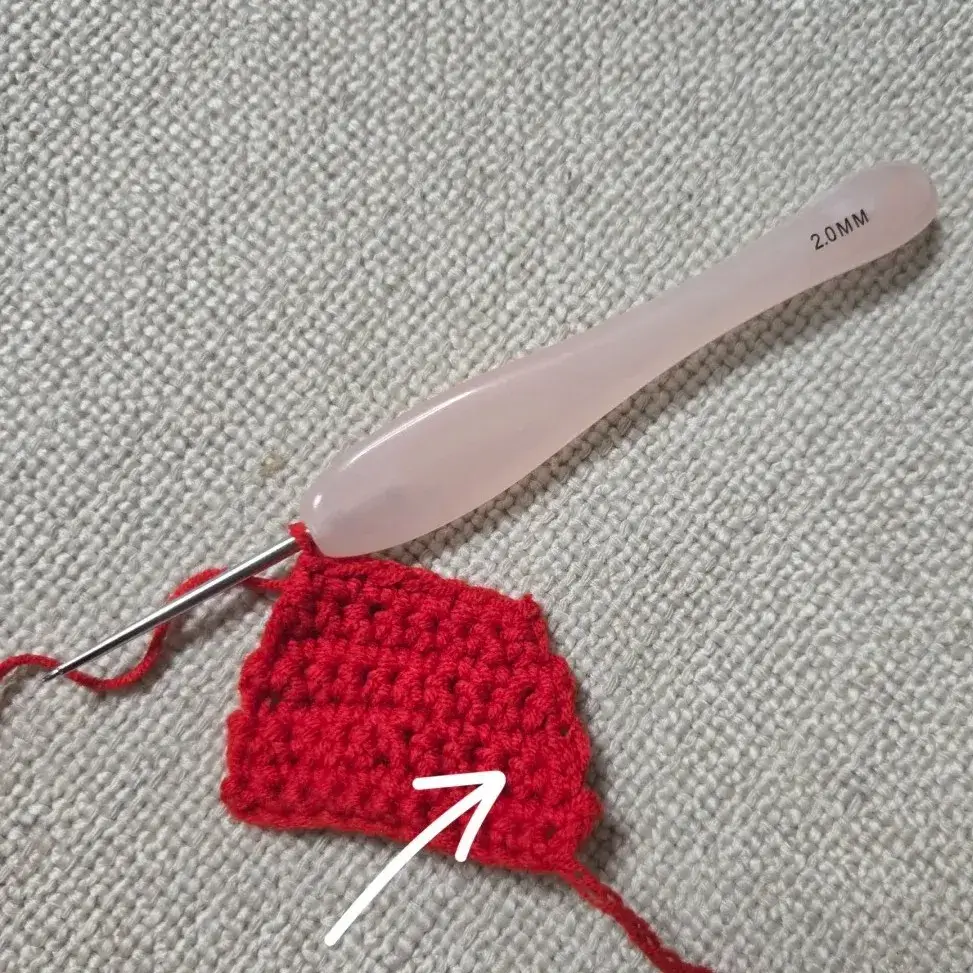 Why am I losing stitches when I practice single crochet?