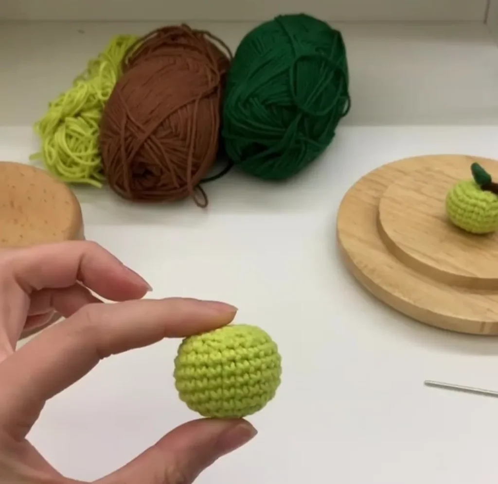 Crochet Apple ๐ Easy Mini Amigurumi Apple for Beginners 2 Apple Body