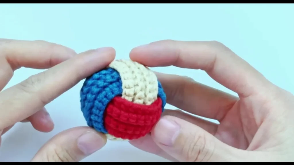 How to Crochet a Mini Volleyball Keychain (Easy Pattern) 3 Assemble the Ball