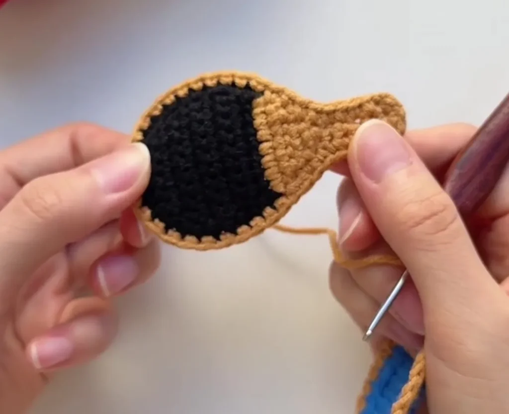 crochet ping pong paddle handle completed
