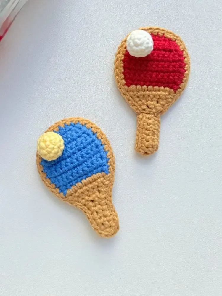How to Crochet a Ping Pong Paddle Keychain (Mini Table Tennis Pattern) (3) How to Crochet a Ping Pong Paddle Keychain (Mini Table Tennis Pattern)